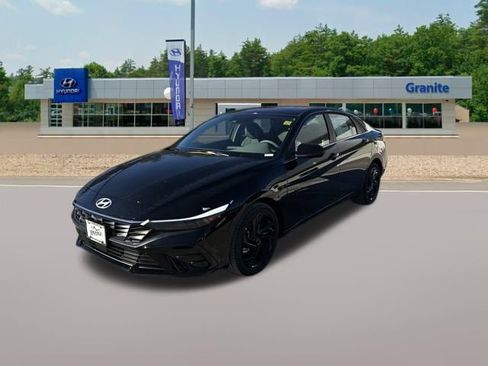 New 2026 Hyundai Elantra SEL Sport image 2