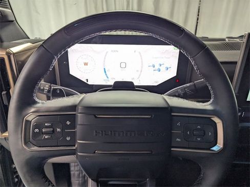 Used 2024 GMC Hummer EV 3X image 22