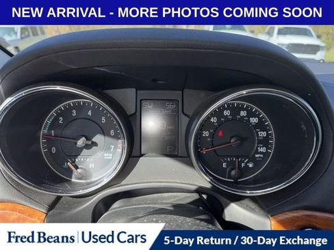 Used 2012 Jeep Grand Cherokee Overland image 15