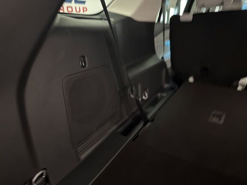 New 2026 Ford Explorer Platinum image 33