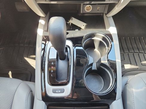 Used 2018 Honda Ridgeline RTL-E image 24