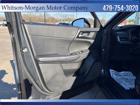 Used 2024 Mitsubishi Outlander FWD image 11