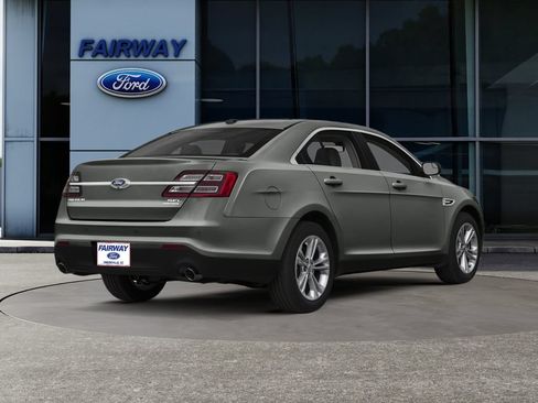 Used 2018 Ford Taurus SEL w/ Equipment Group 201A FWD image 2