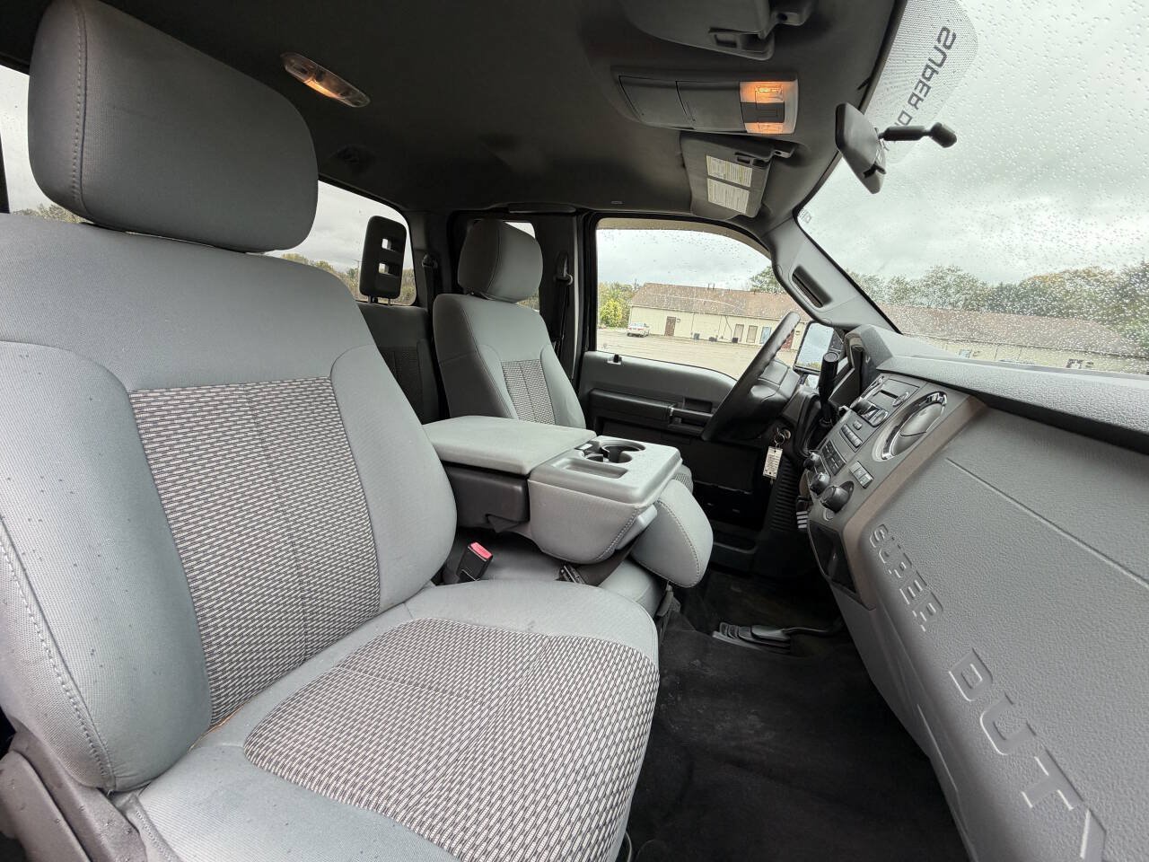 Used 2012 Ford F250 XLT w/ Snow Plow Prep Pkg AWD/4WD image 20