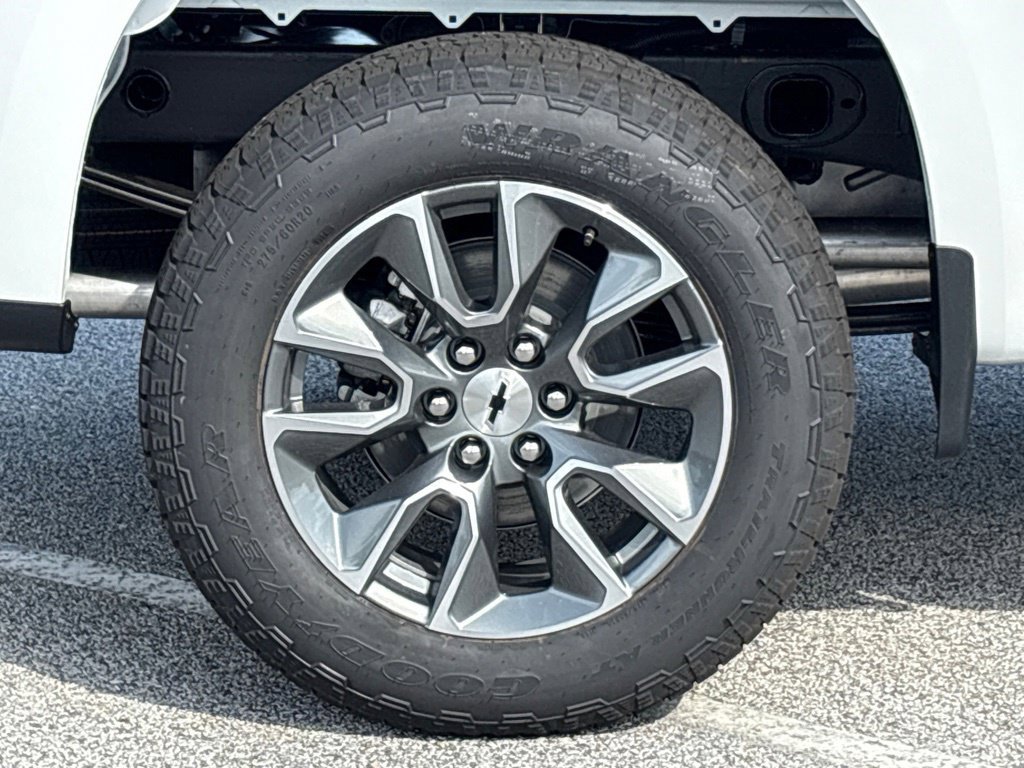 New 2026 Chevrolet Silverado 1500 RST w/ All Star Edition Plus AWD/4WD image 7