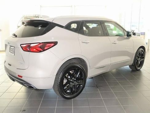 Used 2021 Chevrolet Blazer Premier w/ Driver Confidence II Package image 5