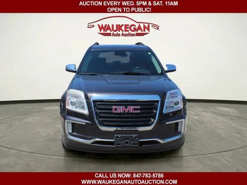 Used 2016 GMC Terrain SLE w/ Chrome Edition AWD/4WD image 2