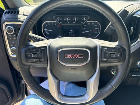 Used 2019 GMC Sierra 1500 SLE w/ SLE Value Package AWD/4WD image 16