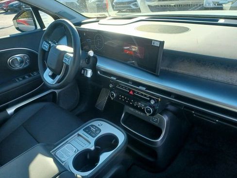 New 2026 Hyundai Ioniq 9 Calligraphy image 7