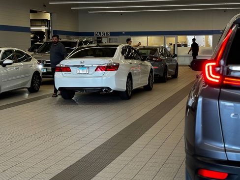 Certified 2023 Honda Accord Sport image 40