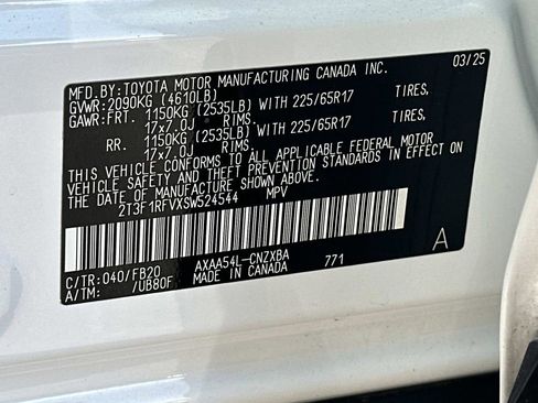 Used 2025 Toyota RAV4 LE image 31