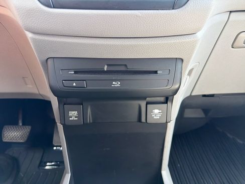 Used 2018 Honda Odyssey EX-L image 28