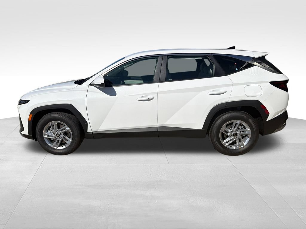 New 2026 Hyundai Tucson SE FWD image 2