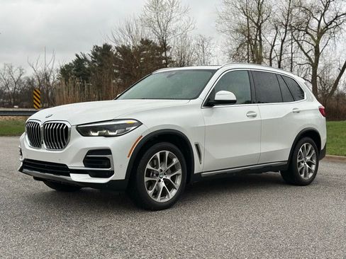 Used 2022 BMW X5 xDrive40i w/ Premium Package image 5