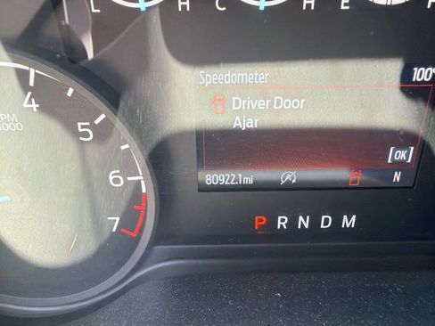 Used 2021 Ford F150 XL w/ STX Appearance Package RWD image 3