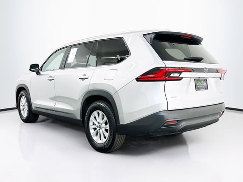 Used 2025 Toyota Grand Highlander XLE image 5