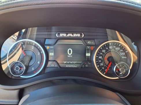 Used 2024 RAM 2500 Laramie image 19