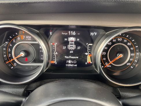 Used 2019 Jeep Wrangler Sport image 21