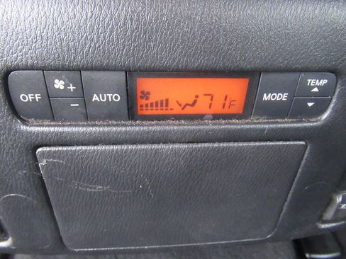 Used 2019 Nissan Armada SL w/ Premium Package image 47