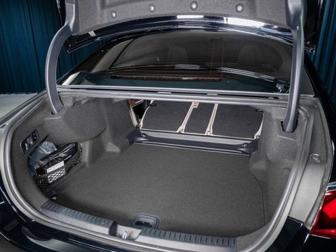 New 2026 Mercedes-Benz E 350 4MATIC Sedan image 7