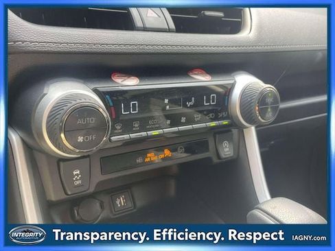 Used 2025 Toyota RAV4 XLE AWD/4WD image 26