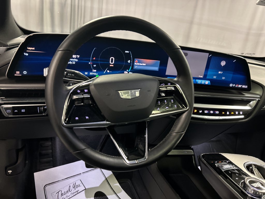 Used 2024 Cadillac Lyriq Tech RWD image 14