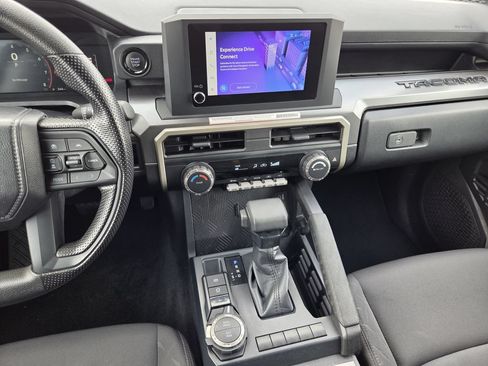 Used 2024 Toyota Tacoma SR5 AWD/4WD image 16
