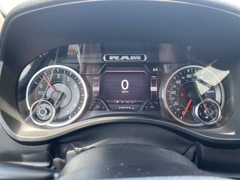 Used 2021 RAM 1500 Laramie AWD/4WD image 18