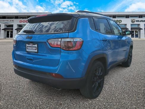 Certified 2022 Jeep Compass Altitude image 8
