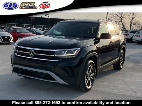 Used 2023 Volkswagen Atlas SE image 3