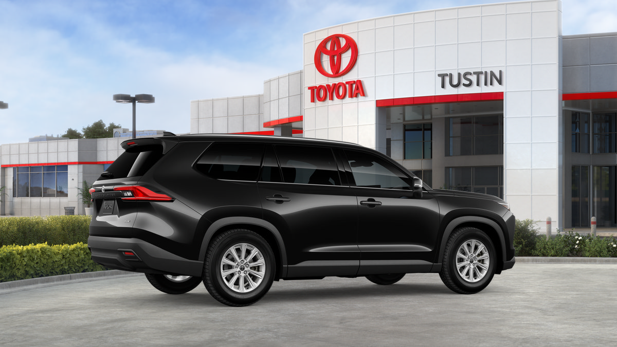 New 2026 Toyota Grand Highlander XLE FWD image 13