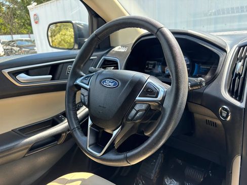 Used 2022 Ford Edge SEL w/ Convenience Package AWD/4WD image 19