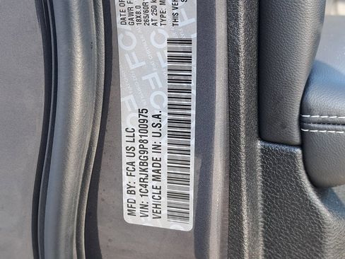 Certified 2023 Jeep Grand Cherokee L Limited image 36