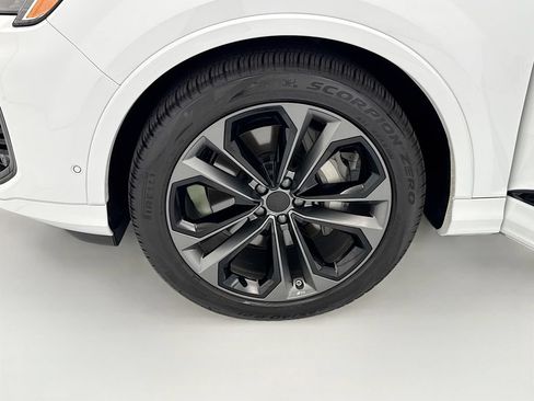 Certified 2026 Audi Q7 3.0T Premium Plus w/ Premium Plus Package AWD/4WD image 29