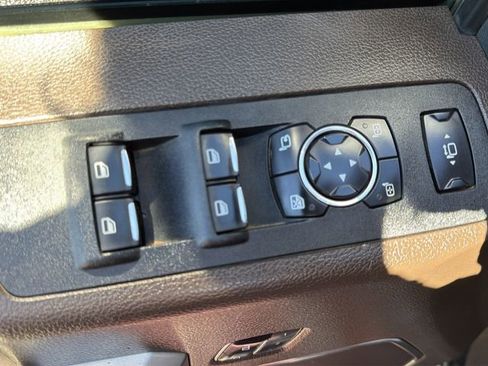 Used 2017 Ford F350 King Ranch w/ King Ranch Ultimate Package image 20