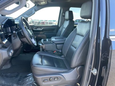 Used 2025 GMC Sierra 1500 SLT AWD/4WD image 7