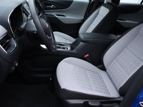 Used 2024 Chevrolet Equinox LS image 47