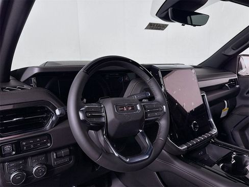 New 2026 GMC Yukon XL Elevation w/ Elevation Premium Package image 4