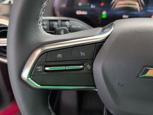 New 2026 Chevrolet Equinox EV LT image 19