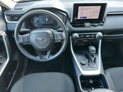 Certified 2025 Toyota RAV4 LE AWD/4WD image 14
