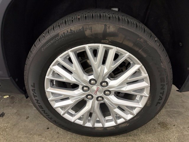 Used 2024 GMC Acadia Elevation w/ LPO, Floor Liner Package FWD image 8