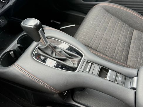 Used 2023 Honda HR-V Sport image 17