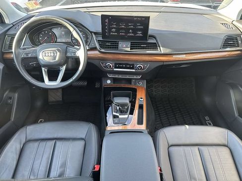 Used 2023 Audi Q5 2.0T Premium w/ Convenience Package AWD/4WD image 15