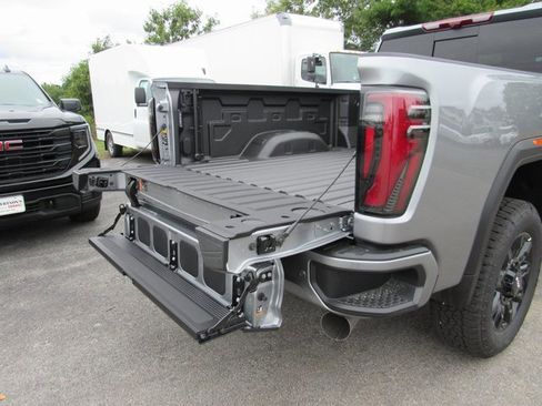New 2025 GMC Sierra 2500 AT4 w/ AT4 Premium Plus Package image 34