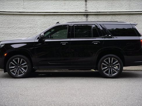 Used 2023 Cadillac Escalade Sport w/ Touring Package AWD/4WD image 4