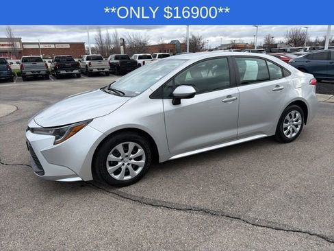 Used 2024 Toyota Corolla LE image 6