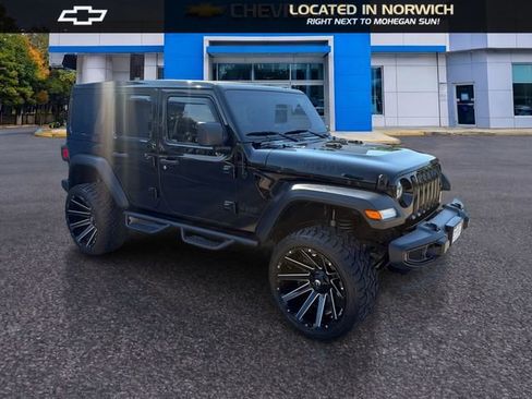Used 2023 Jeep Wrangler Unlimited Sport AWD/4WD image 3