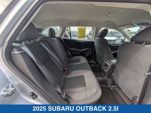 Certified 2025 Subaru Outback AWD/4WD image 33