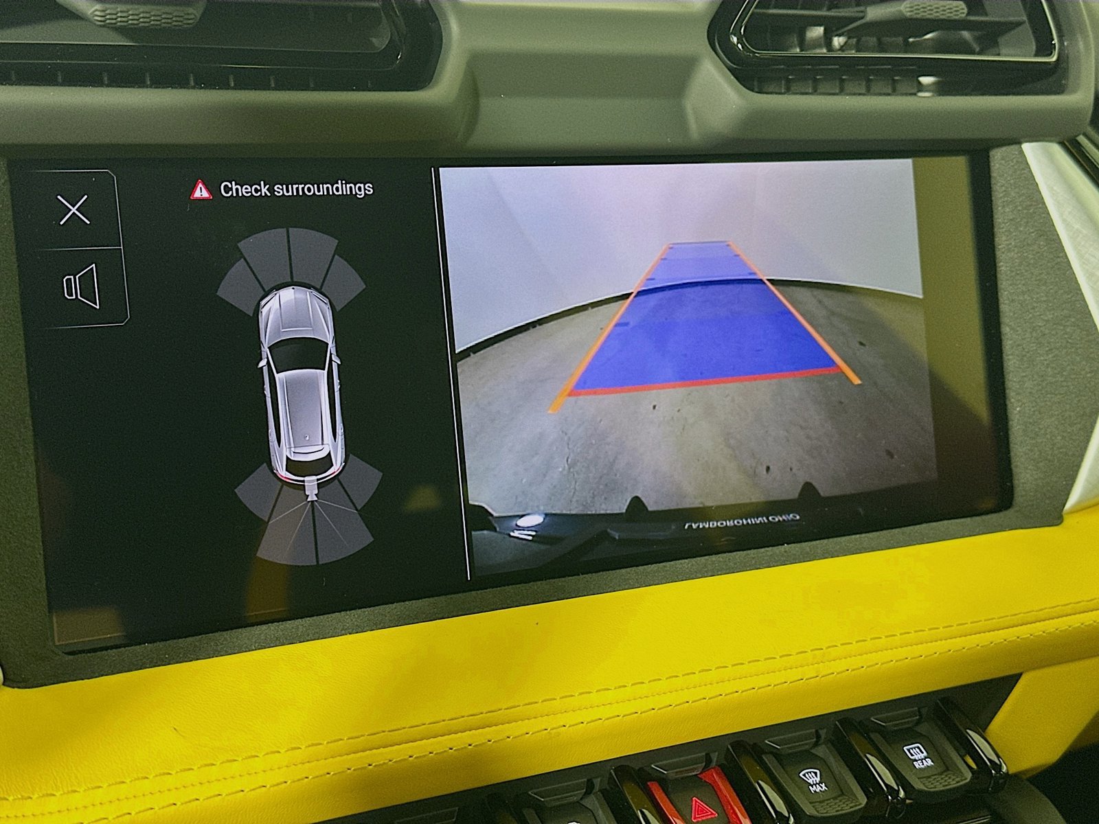 Used 2025 Lamborghini Urus S AWD/4WD image 18