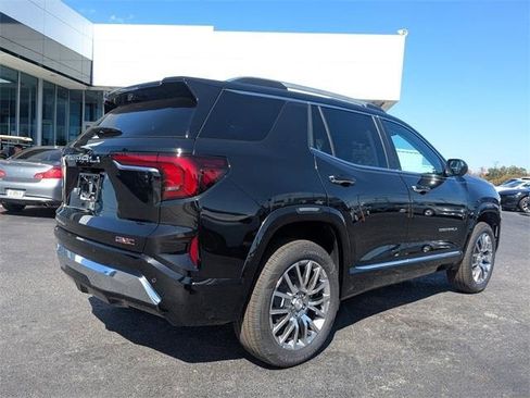 New 2026 GMC Terrain Denali w/ LPO, Floor Liner Package image 4